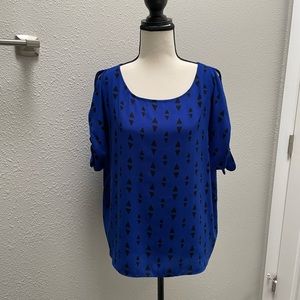 Apt. 9 Petite Women’s Top - PXL - Blue/Black - EUC